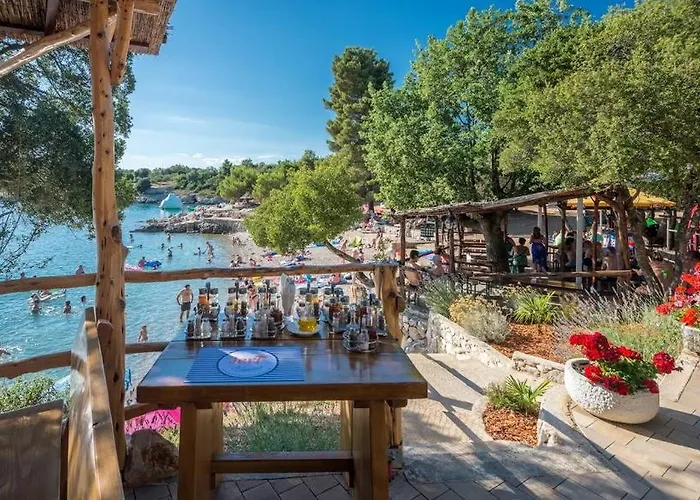 Luxury And Modern With Pool Near By Traveler Tourist Agency Krk - Id 2138