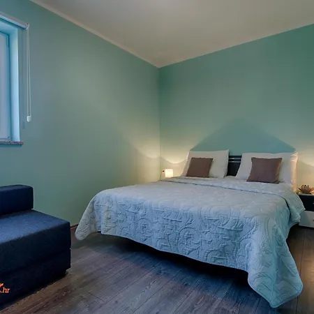 Вилла Luxury And Modern With Pool Near By Traveler Tourist Agency Krk - Id 2138