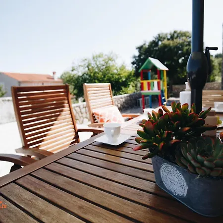 Вилла Luxury And Modern With Pool Near By Traveler Tourist Agency Krk - Id 2138