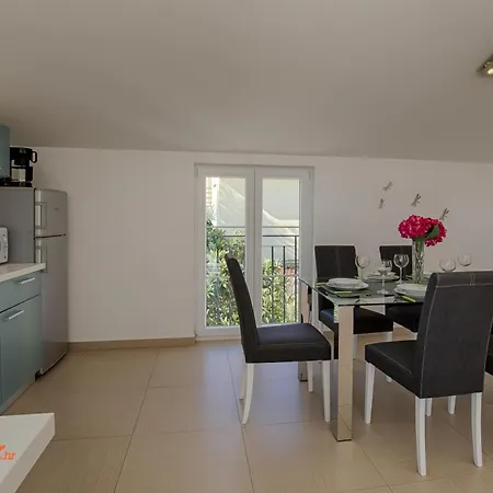 Вилла Luxury And Modern With Pool Near By Traveler Tourist Agency Krk - Id 2138 *