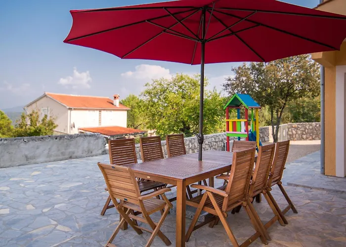 Luxury And Modern With Pool Near By Traveler Tourist Agency Krk - Id 2138 Vilă Vrh (Krk)