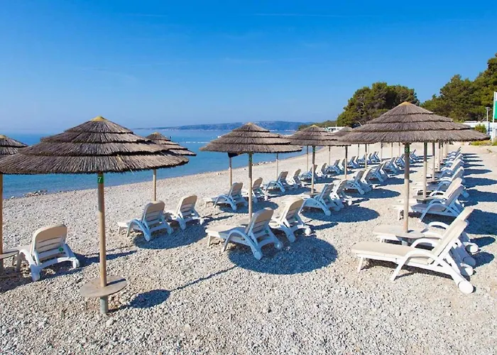 Luxury And Modern With Pool Near By Traveler Tourist Agency Krk - Id 2138 Vilă